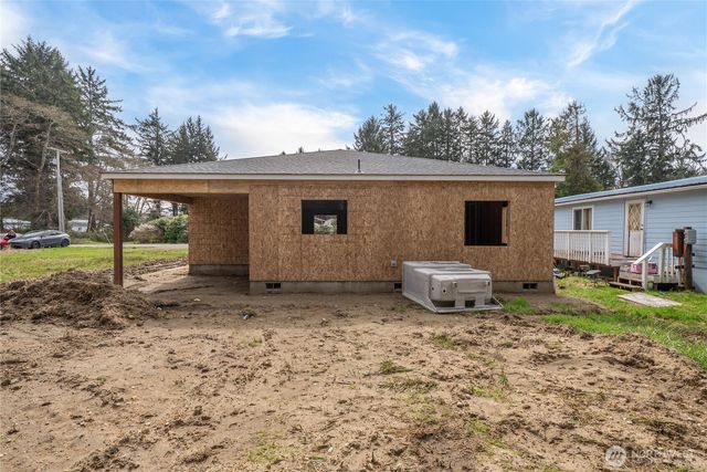 522 W Newell Street, Westport, WA 98595