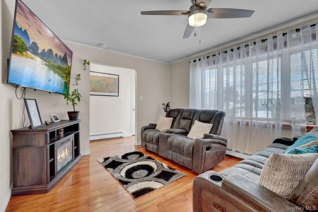 1066 America Avenue, West Babylon, NY 11704