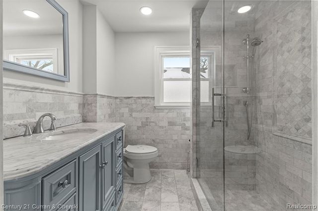 22043 Edison Street, Dearborn, MI 48124