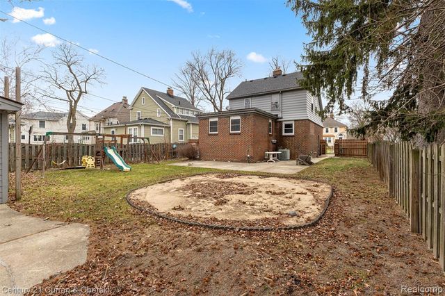 22043 Edison Street, Dearborn, MI 48124