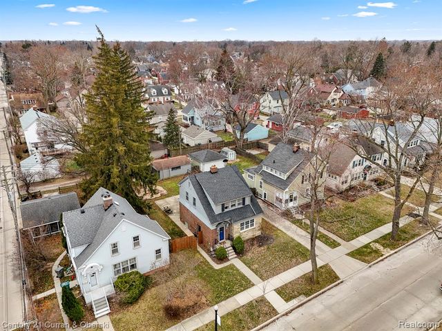 22043 Edison Street, Dearborn, MI 48124