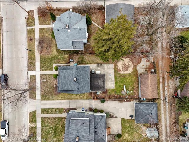 22043 Edison Street, Dearborn, MI 48124