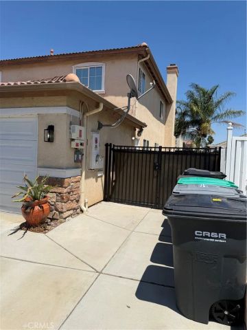 1600 Hickory Wood, Hemet, CA 92545