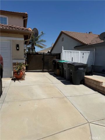 1600 Hickory Wood, Hemet, CA 92545