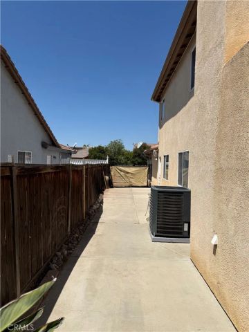 1600 Hickory Wood, Hemet, CA 92545