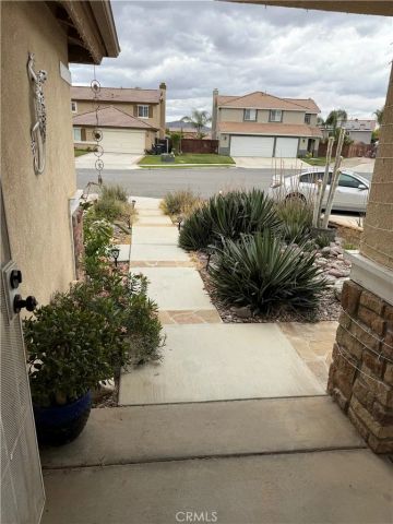 1600 Hickory Wood, Hemet, CA 92545