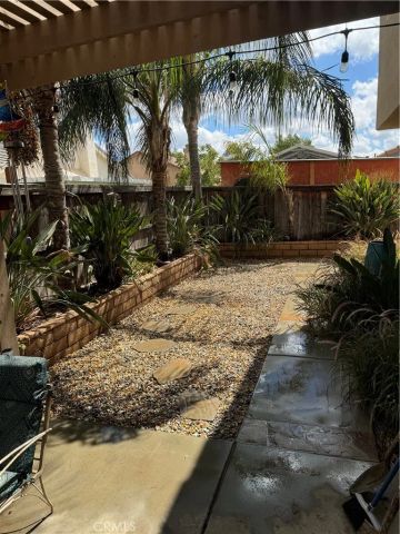 1600 Hickory Wood, Hemet, CA 92545