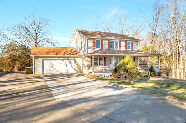 739 Salem Ridge Rd, Clarksville, TN 37040