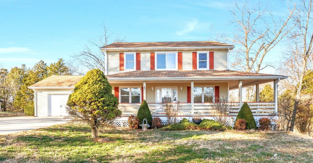 739 Salem Ridge Rd, Clarksville, TN 37040