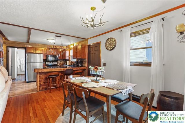 939 Country Place Drive, Coolbaugh Twp, PA 18466
