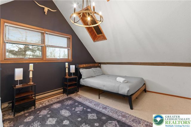 939 Country Place Drive, Coolbaugh Twp, PA 18466