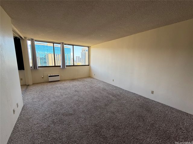 1255 Nuuanu Avenue E3013, Honolulu, HI 96813