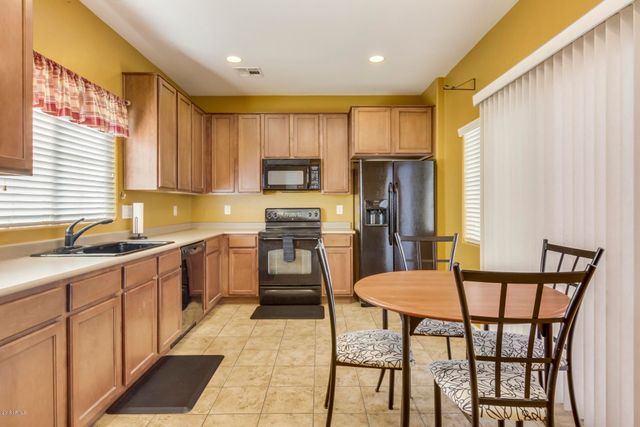 22026 N 103RD Lane 358, Peoria, AZ 85383