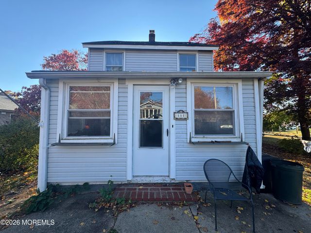 111 Wesley Avenue, Atlantic Highlands, NJ 07716