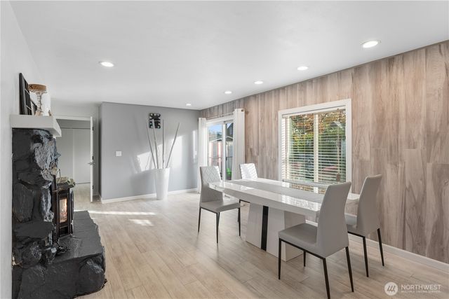 208 Pike St NE, Auburn, WA 98002