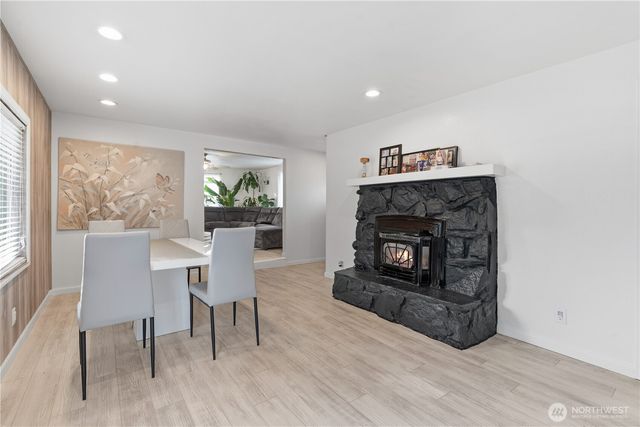 208 Pike St NE, Auburn, WA 98002