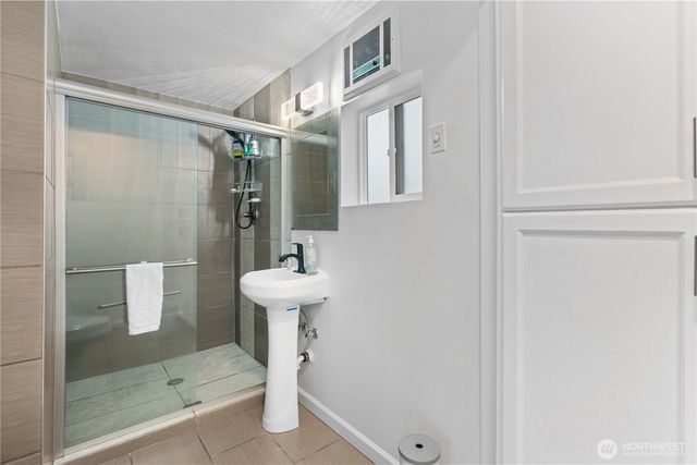 208 Pike St NE, Auburn, WA 98002