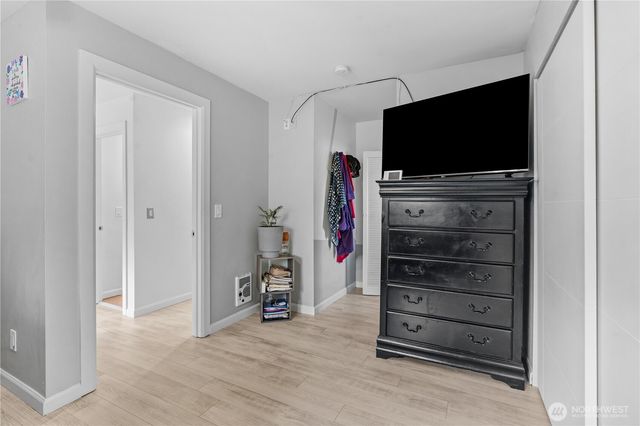 208 Pike St NE, Auburn, WA 98002