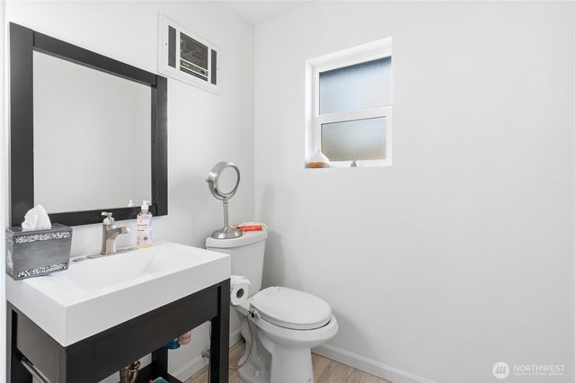 208 Pike St NE, Auburn, WA 98002