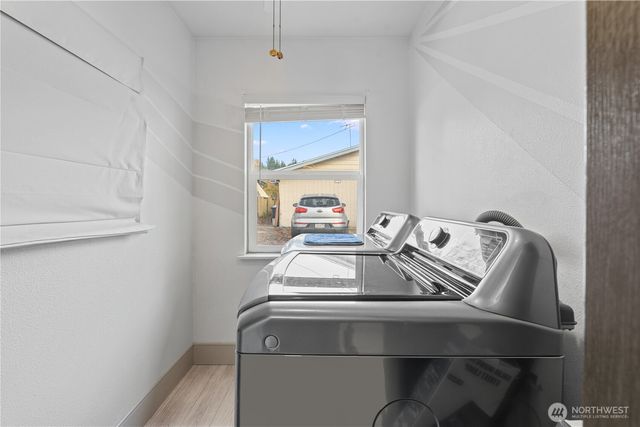 208 Pike St NE, Auburn, WA 98002