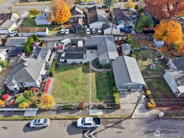 208 Pike St NE, Auburn, WA 98002