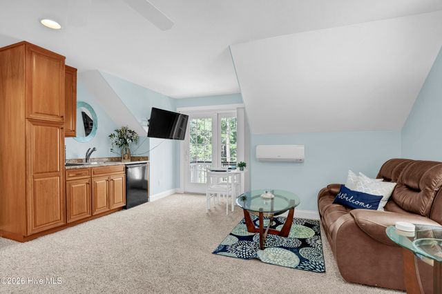 104 Mill Dam Road, Hampstead, NC 28443