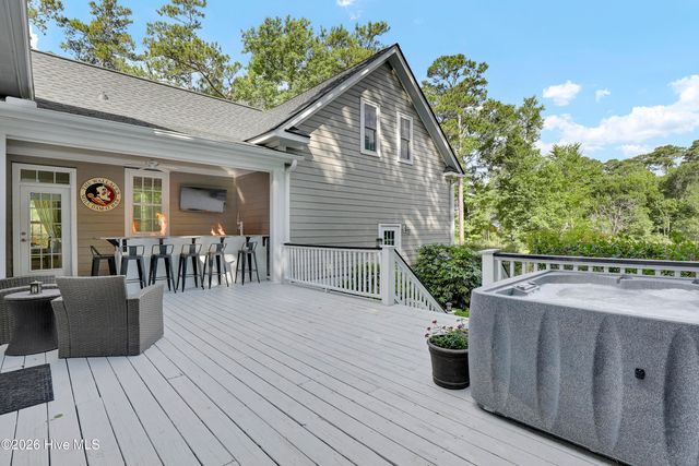 104 Mill Dam Road, Hampstead, NC 28443