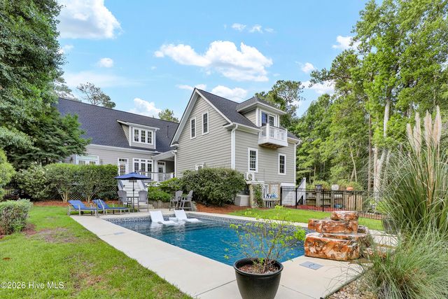 104 Mill Dam Road, Hampstead, NC 28443