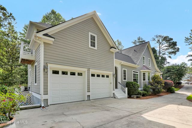 104 Mill Dam Road, Hampstead, NC 28443