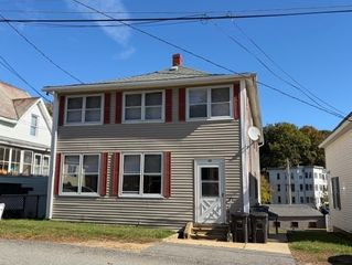 33 Ash St 1, Gardner, MA 01440