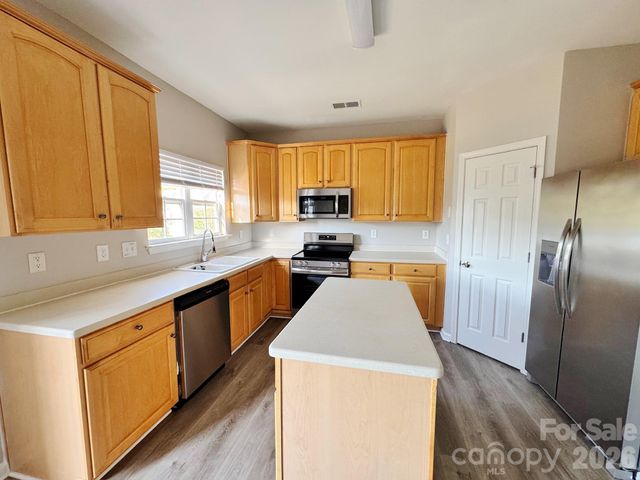 6748 Mountain Majesty Way, Huntersville, NC 28078