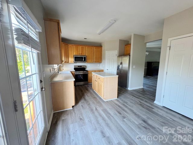6748 Mountain Majesty Way, Huntersville, NC 28078