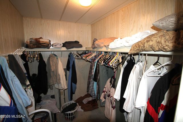 182 W Palma Drive, Green Valley, AZ 85614