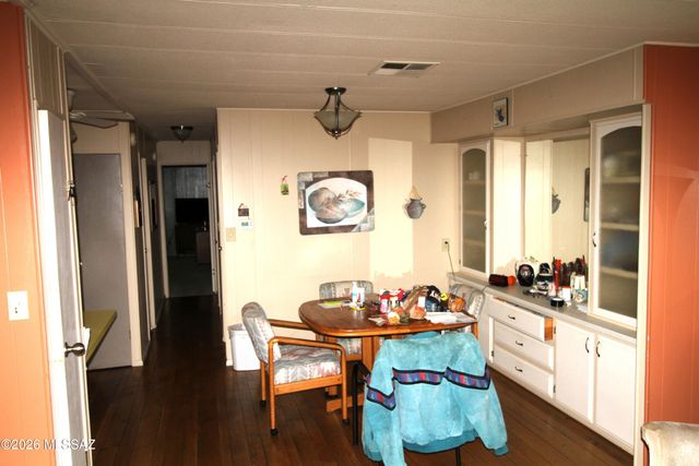 182 W Palma Drive, Green Valley, AZ 85614