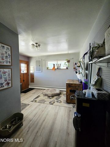 1615 N Thyre Drive, Genoa, OH 43430