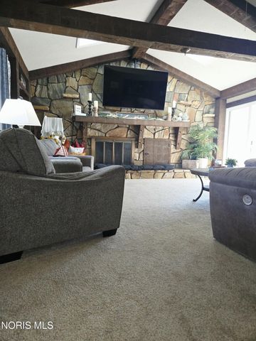 1615 N Thyre Drive, Genoa, OH 43430