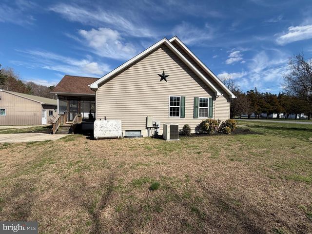 8617 PORTSVILLE RD, Laurel, DE 19956