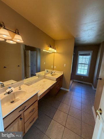 8617 PORTSVILLE RD, Laurel, DE 19956