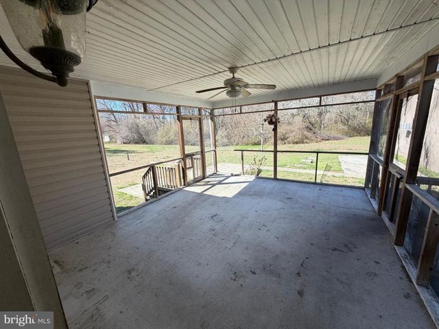 8617 PORTSVILLE RD, Laurel, DE 19956