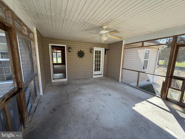 8617 PORTSVILLE RD, Laurel, DE 19956