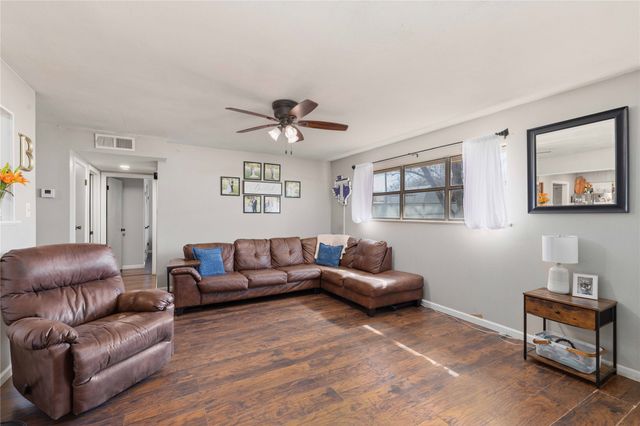 4414 Mimosa Drive, Brownwood, TX 76801