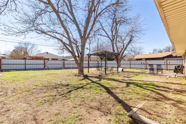 4414 Mimosa Drive, Brownwood, TX 76801