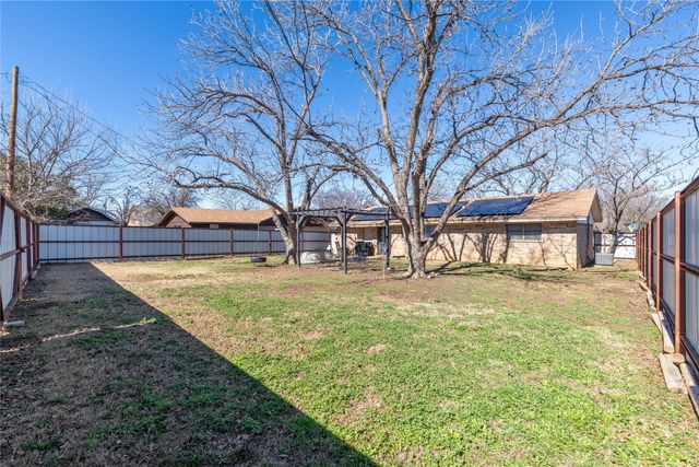 4414 Mimosa Drive, Brownwood, TX 76801