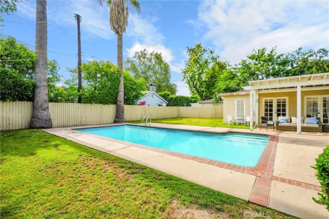 4415 Morella Ave, Studio City, CA 91607