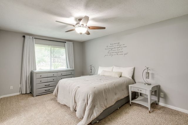 2217 Pecos Drive, Grapevine, TX 76051