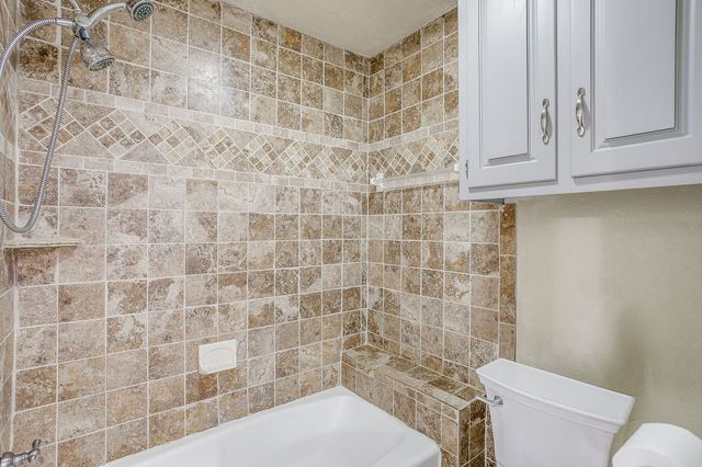 2217 Pecos Drive, Grapevine, TX 76051