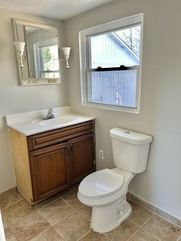 3672 Bains Rd, Hillsboro, TN 37342