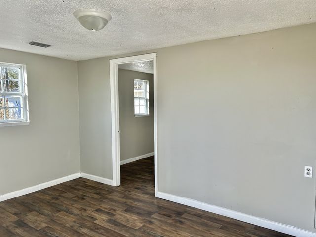 3672 Bains Rd, Hillsboro, TN 37342