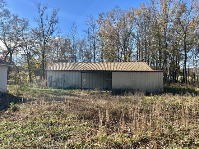 3672 Bains Rd, Hillsboro, TN 37342