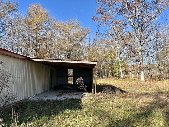 3672 Bains Rd, Hillsboro, TN 37342